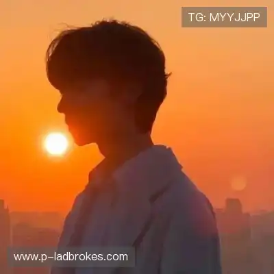 庞眉